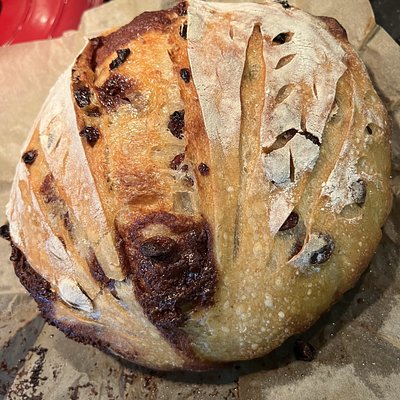 Cinnamon Raisin Boule