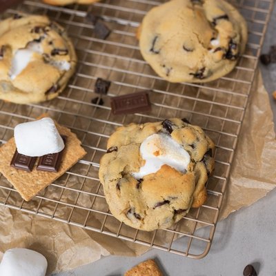 Dozen S’mores Cookies