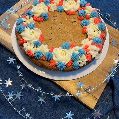 Customizable Cookie Cake