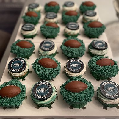 Themed cupcakes 