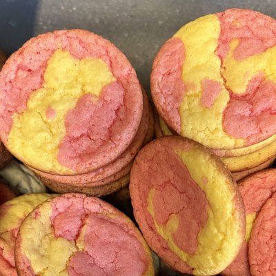 Strawberry Lemonade Cookie