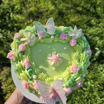 5 Inch Heart Cake