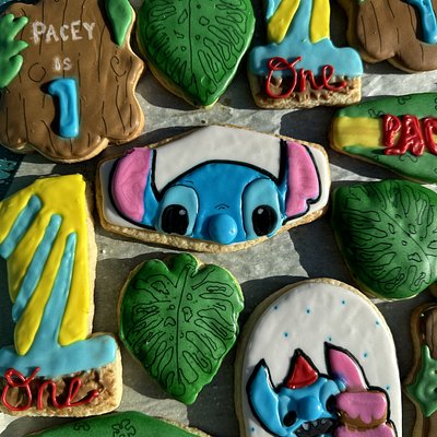 Custom Cookies-Deluxe