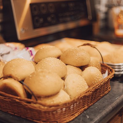 Sourdough Dinner Rolls