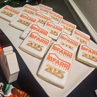 Cap’s Personalized/Logo Cookies
