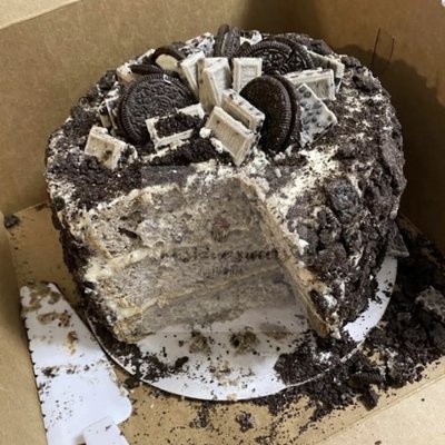 Cookies & Cream With toppings 