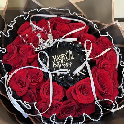 Cake Bouquet 🎂🌹