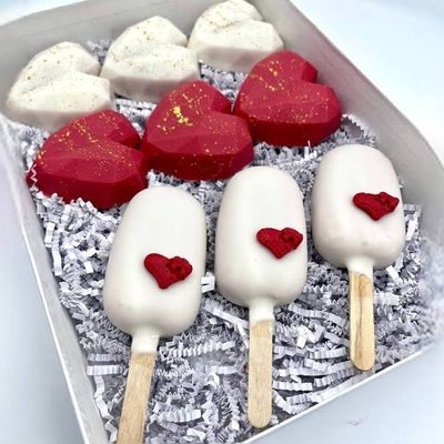 Cake Pop/ Oreo Heart Box 