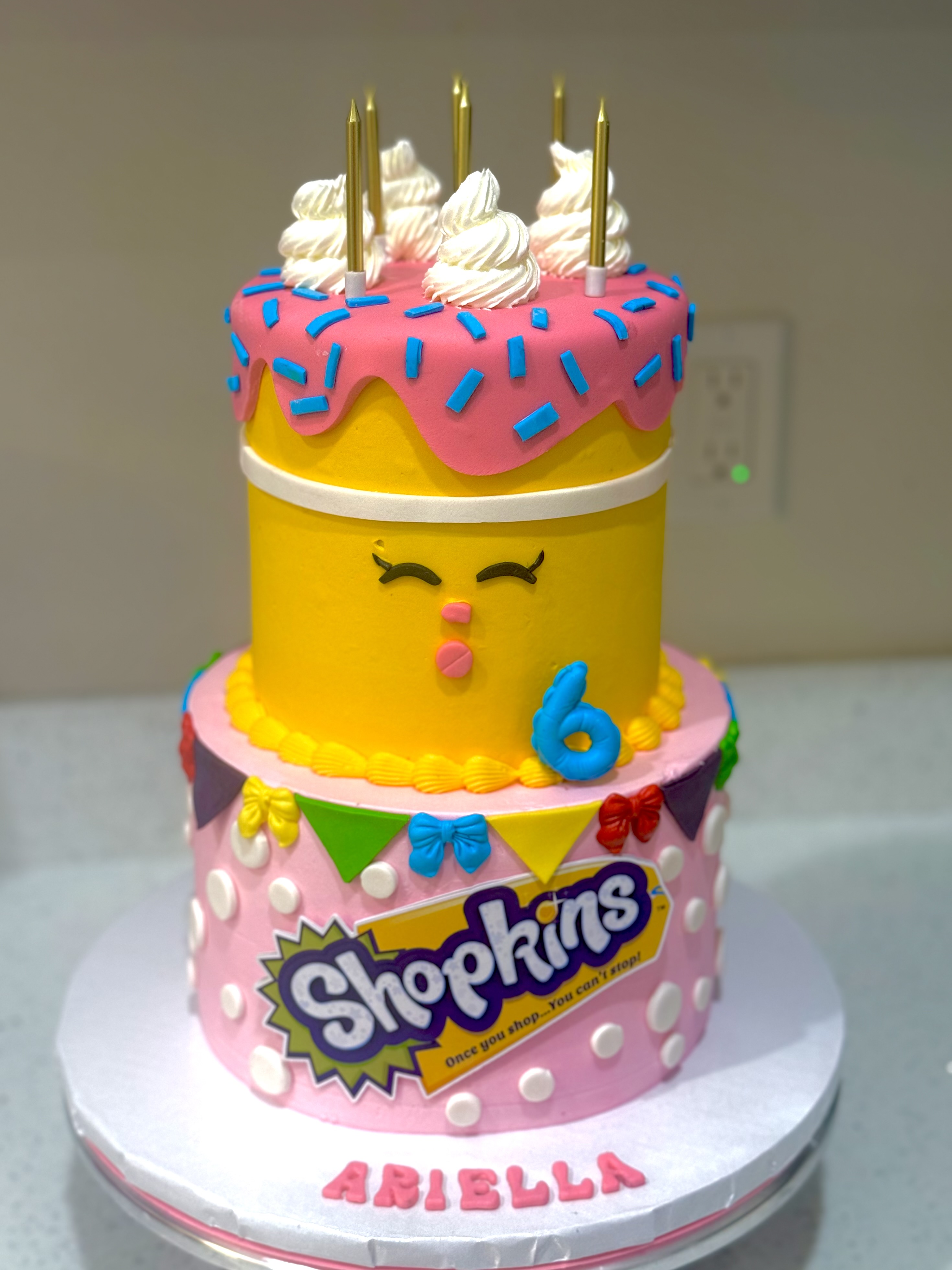 2 Tier Cake