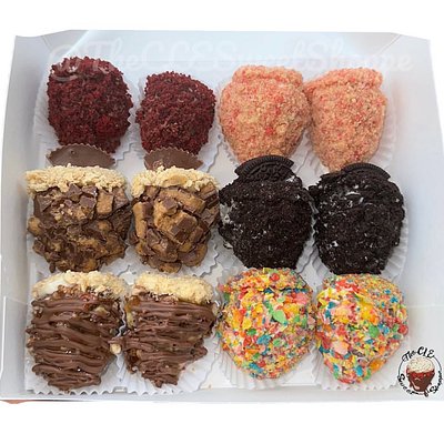 Cheesecake Stuffed Gourmet Strawberries 