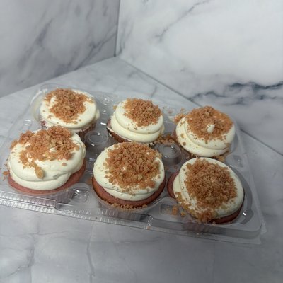 Strawberry Crunch Cupcakes Dozen