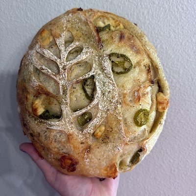 Garlic Jalapeño & Cheddar