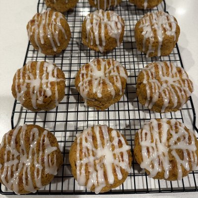 Pumpkin Scones With A Vanilla And Pumpkin Drizzle (12)