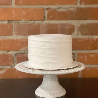 Custom 8in 2 Layer Cake 
