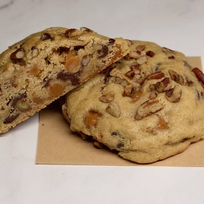 Pecan Turtle Cookie