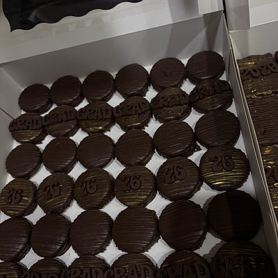 Simple Chocolate Oreos 