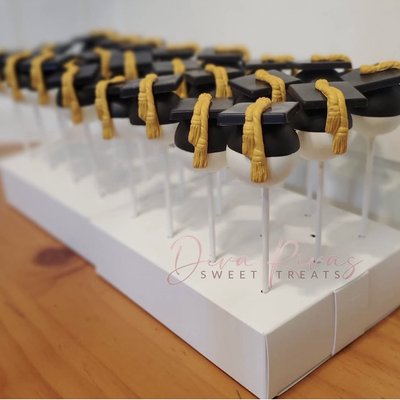 Graduation Cakepops 