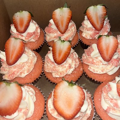 Strawberry Shortcake Cupcakes (dozen)