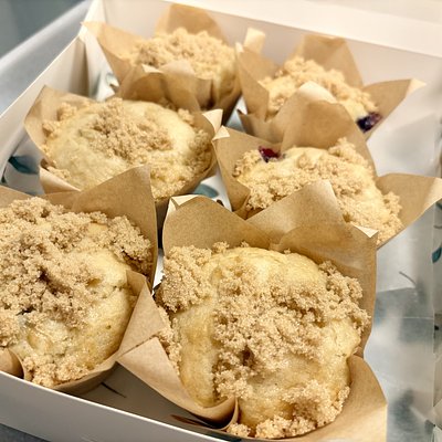 6 Blueberry Muffins
