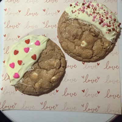 White Chocolate Strawberry Cookie