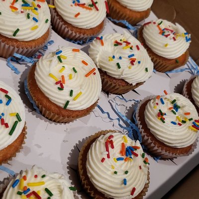 Mojadito Cupcakes 12ct