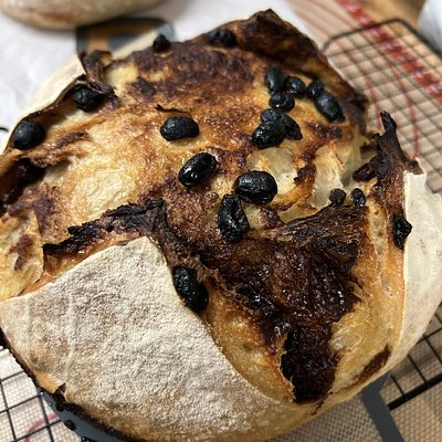 Organic Cinnamon Raisin Sourdough Boule 