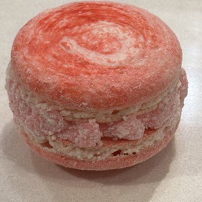Peppermint Swirl Macaron (dozen)