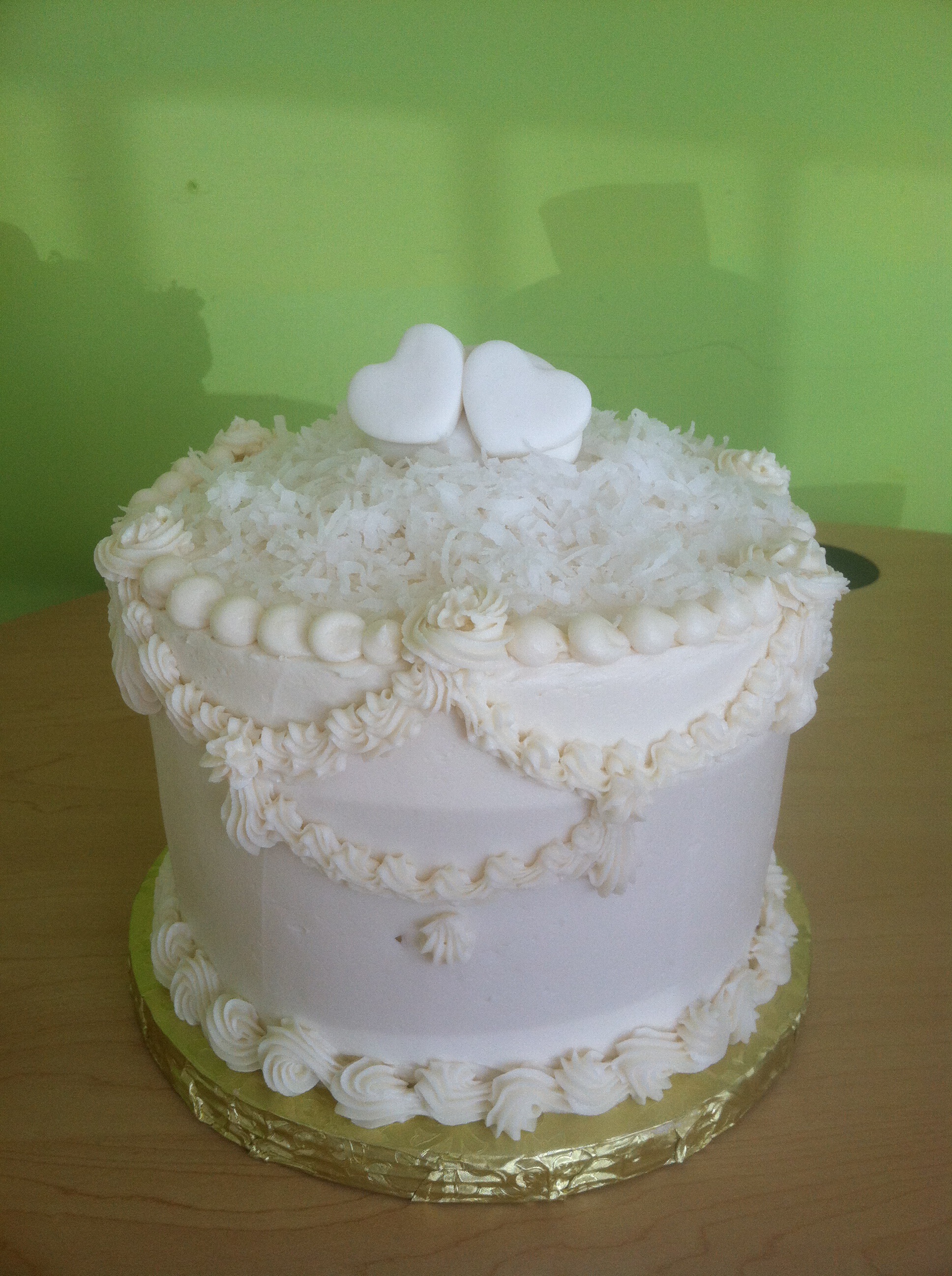 Barrel-Shaped Small Wedding Cake (Same size Stacked Layers)