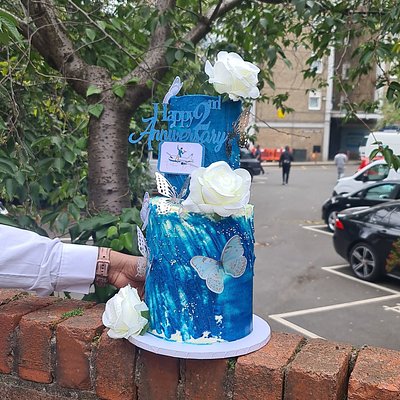 2 Tiered Celebration Cake 4"+6"