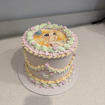 8 Inch Round- Vintage