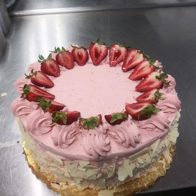 12 inch 2 Layer Strawberry Chantilly Cake