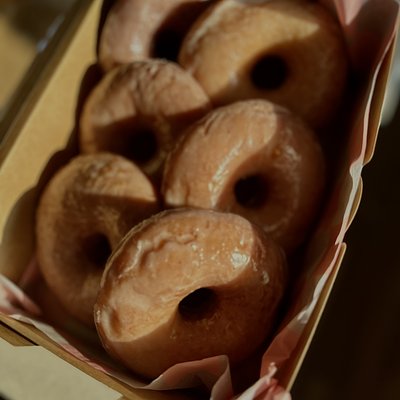 Dolly’s Donuts 12 Ct