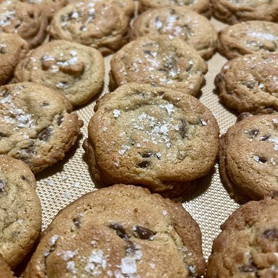 Brown Butter Chocolate Chip Cookies (6 Pk)