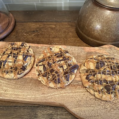 1/2 Dozen Chocolate Chip Peanut Butter Cookie 