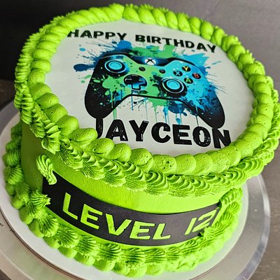 10" 2 Layer Round Cake 