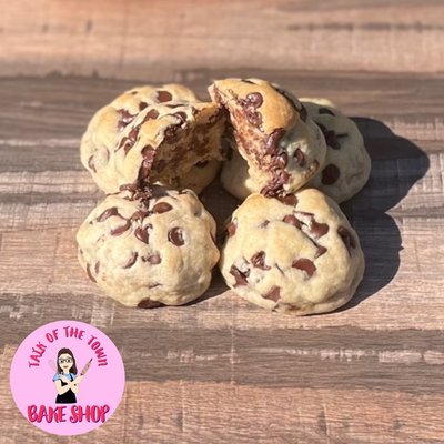 12 Gluten Free Chocolate Chip Cookies