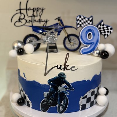 10in Round cake 