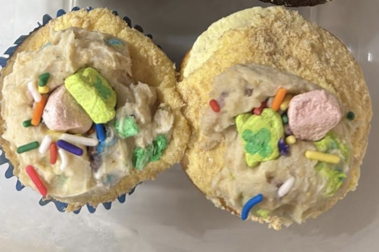 Lucky Charms Cupcake