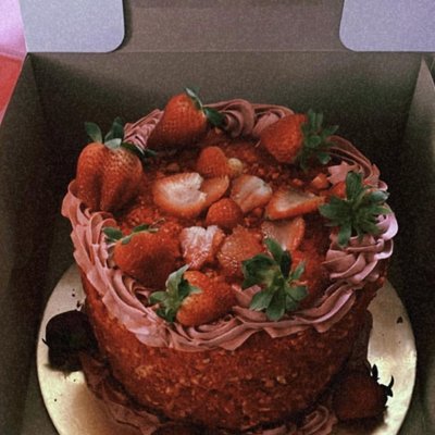 Strawberry Crunch Cake