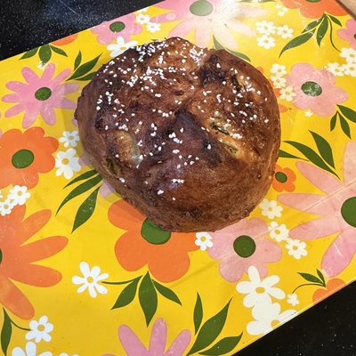 Mini Jalapeño Cheddar Pretzel Sourdough
