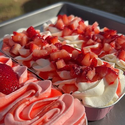 Strawberry Shortcake Mini Cake🍓