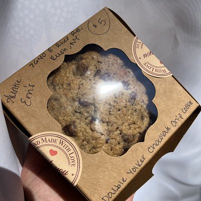 Double Yolker Chocolate Chip Cookies