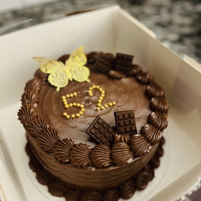 8” Round Cake 
