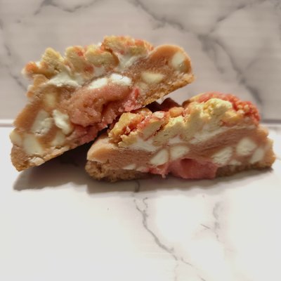Strawberry Crunch - Dozen