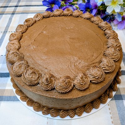 Chocolate Cake (9") 🌿