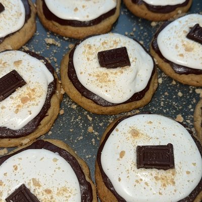 The OG s’mores Cookie (single 3-4 Ounce Cookie)