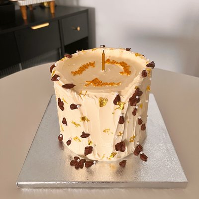 6” Round Cake