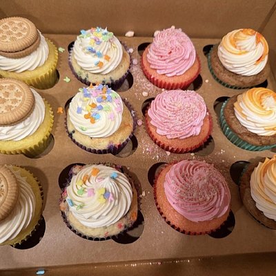 Dozen Mixed Flavor Cupcakes