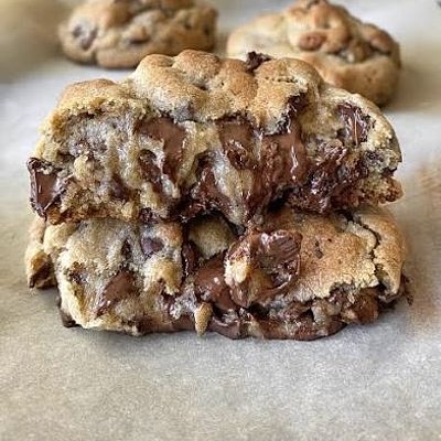 The Classic Chocolate Chip Cookie 