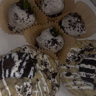 Oreo Cookies And Cream Cookie